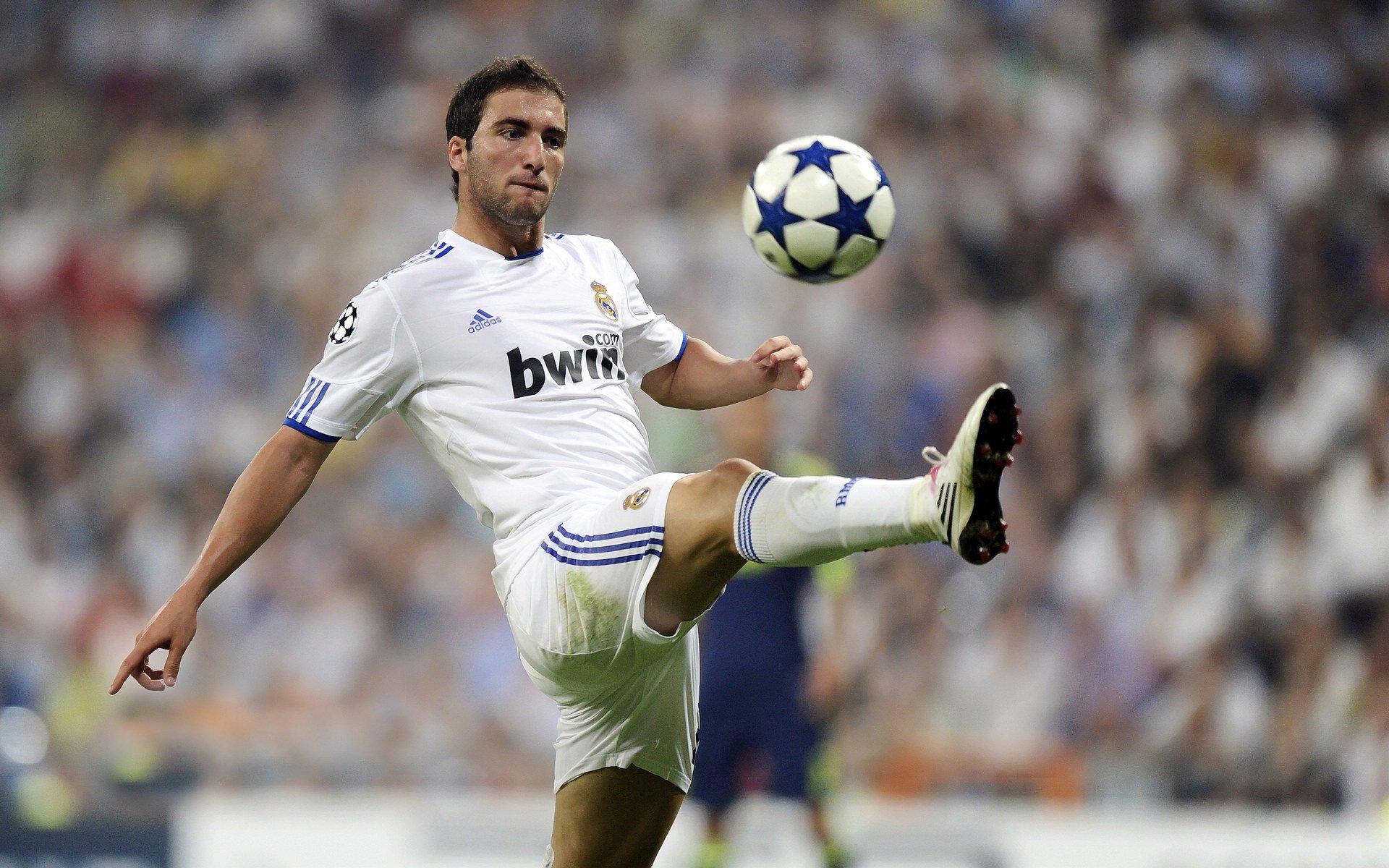 塞维利亚主场擒胜，取得宝贵三分，塞维利亚主场擒胜,取得宝贵三分球